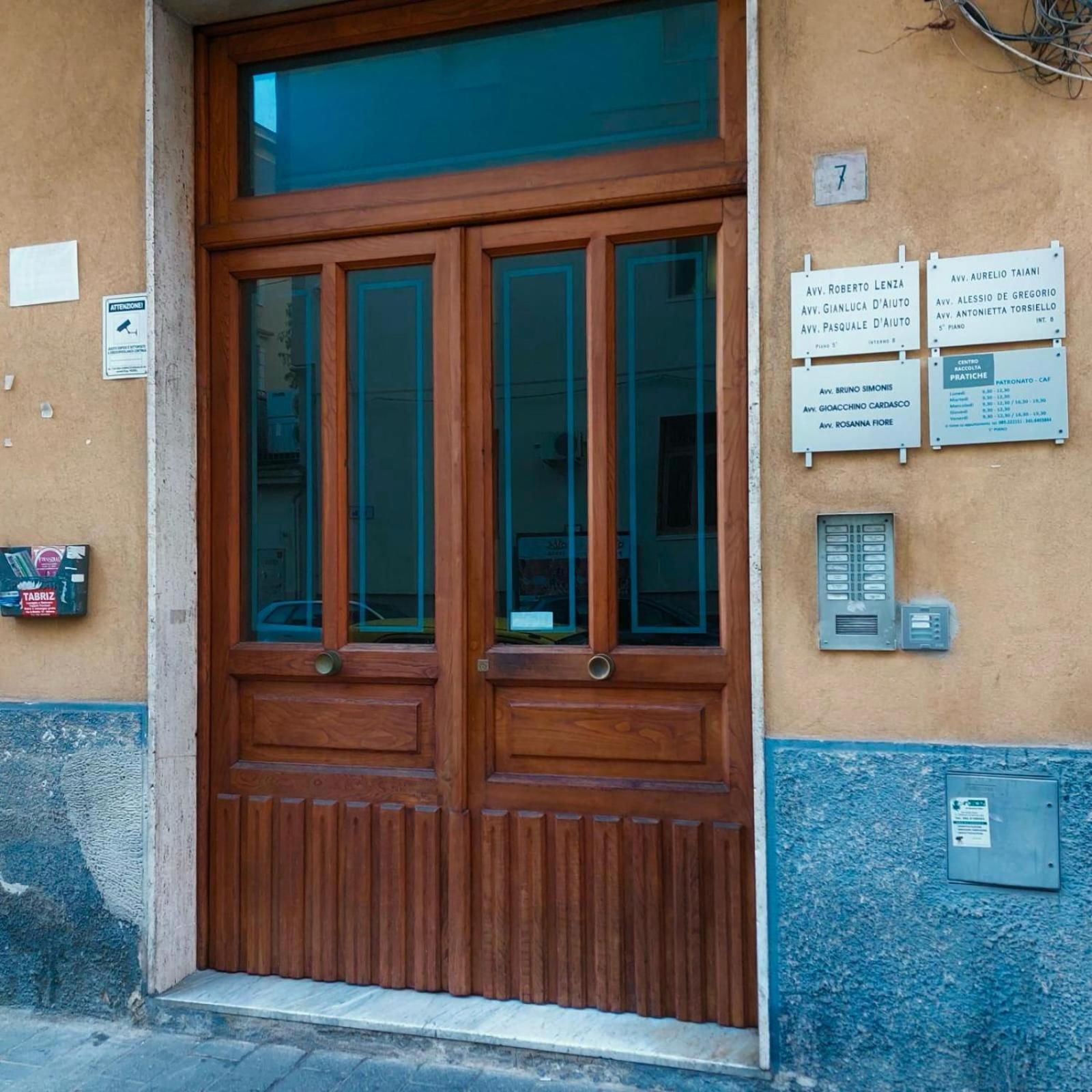 A Casa Di Don Peppino Daire Salerno Dış mekan fotoğraf