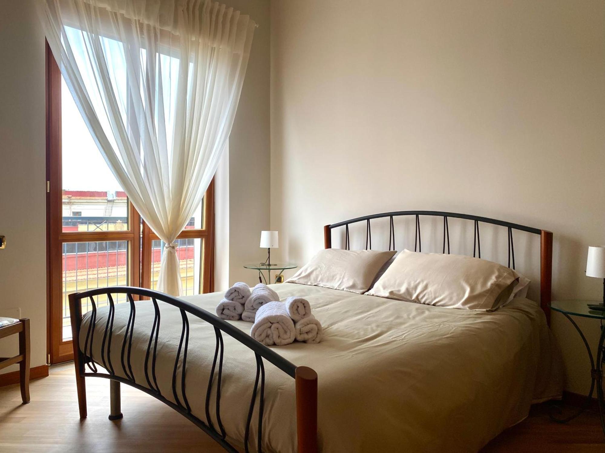 A Casa Di Don Peppino Daire Salerno Dış mekan fotoğraf