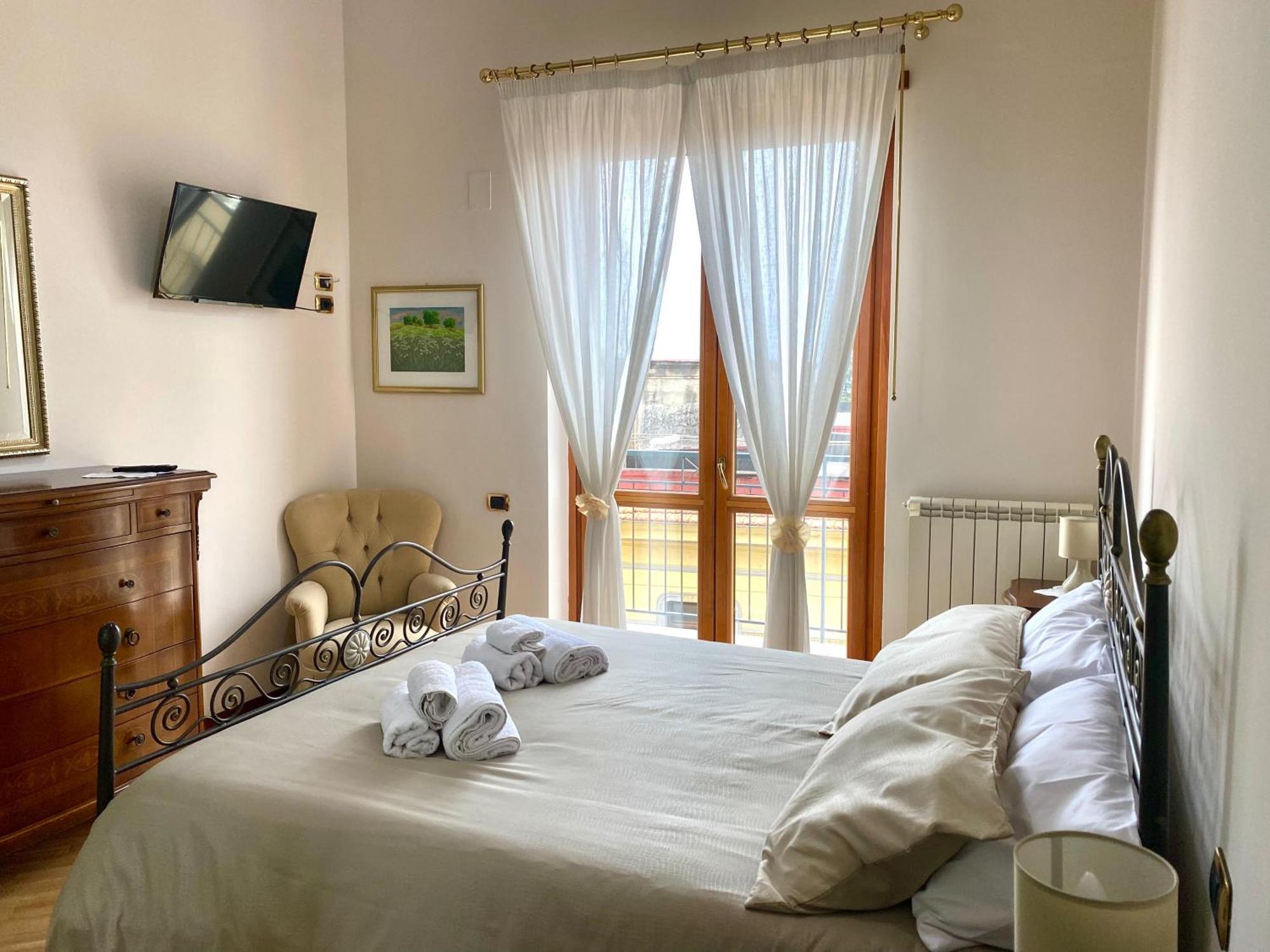 A Casa Di Don Peppino Daire Salerno Dış mekan fotoğraf